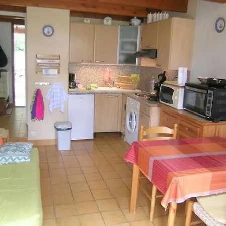 House - Maison Mitoyenne - Studio Mezzanine- Proche Centre Et Plages Par Pistes Cyclables- فيلة